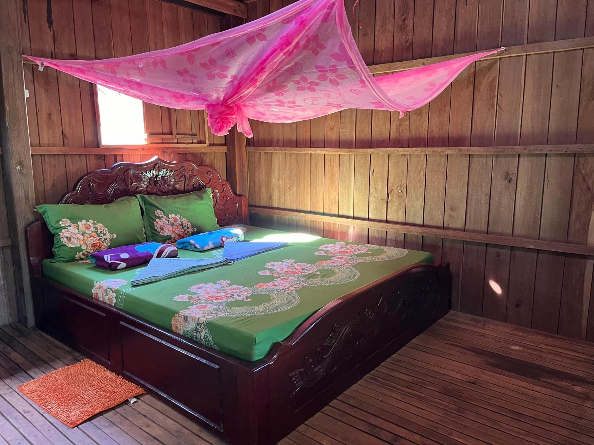 Ratanakiri Farmhouse & Trekking Banlung Exterior foto